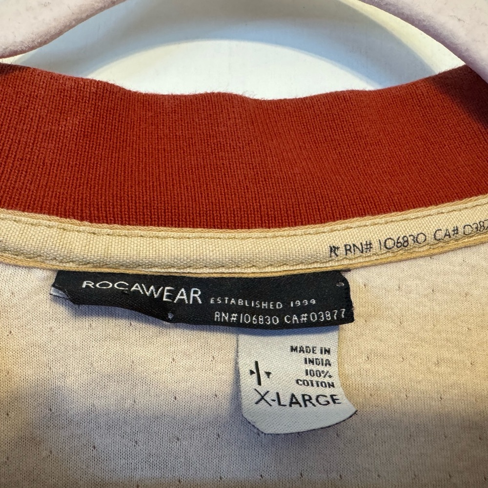 Men’s Rocawear Red Polo - Picture 4 of 10